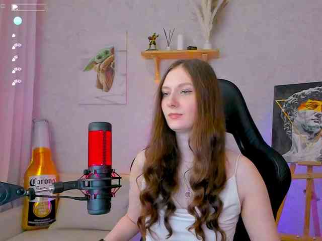 KiraRumGirl webcam