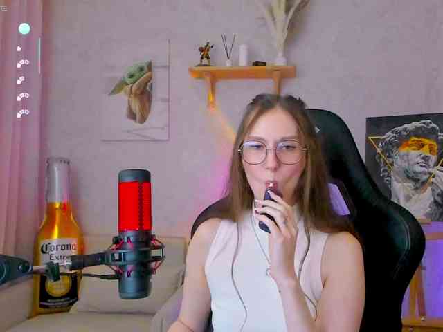Модель: KiraRumGirl