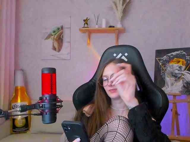 KiraRumGirl webcam