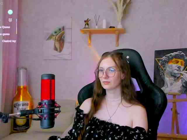 KiraRumGirl webcam