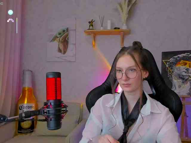 KiraRumGirl webcam