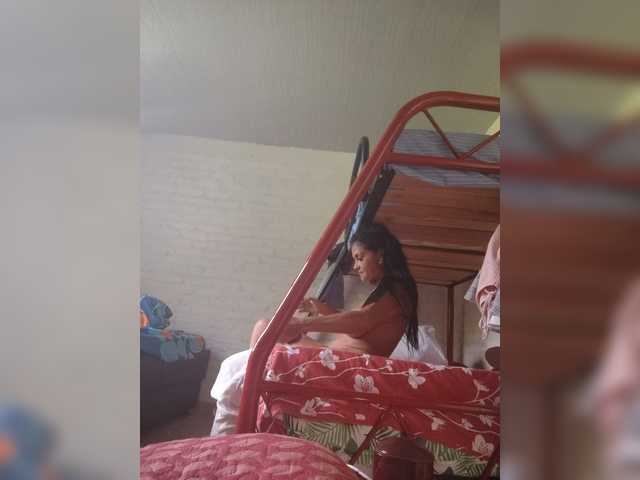 flacapaola11 live cam on BongaCams