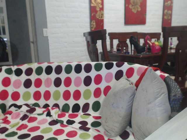 flacapaola11 live cam on BongaCams