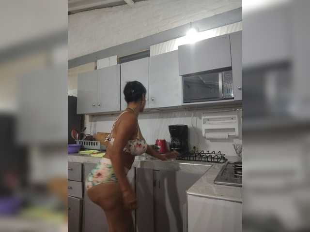 flacapaola11 live cam on BongaCams