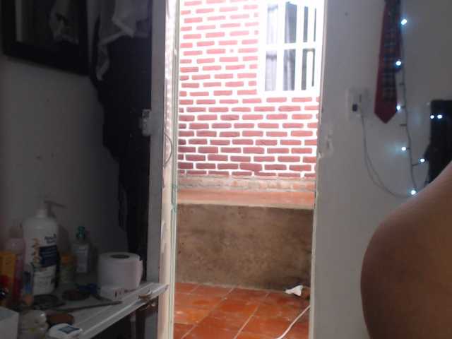 flacapaola11 live cam on BongaCams