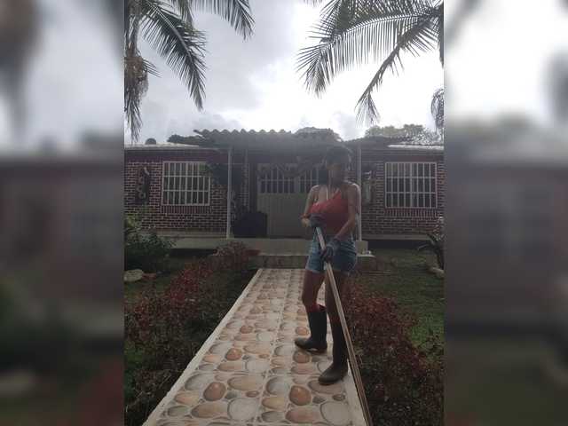 flacapaola11 live cam on BongaCams