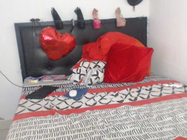 flacapaola11 live cam preview