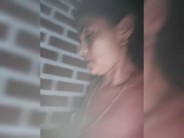 flacapaola11 live cam on BongaCams
