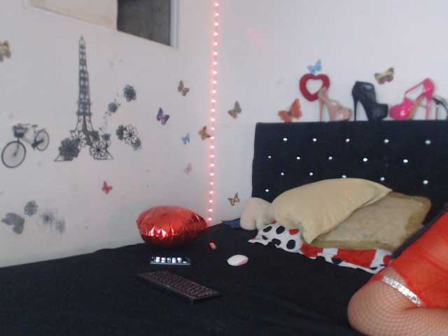 flacapaola11 live cam on BongaCams