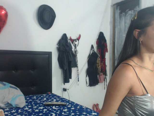 flacapaola11 live cam on BongaCams