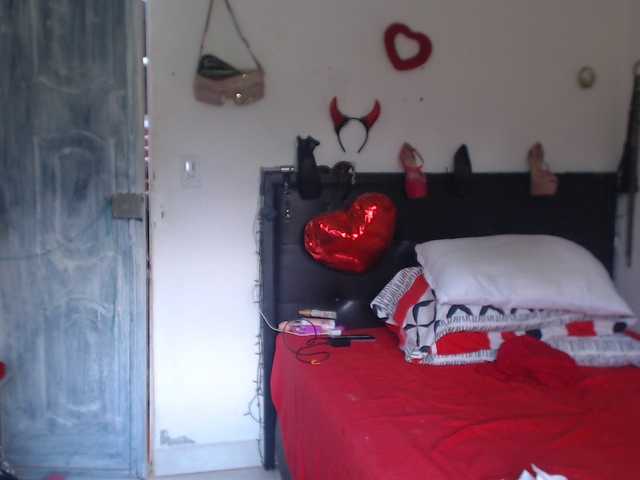 flacapaola11 live cam on BongaCams