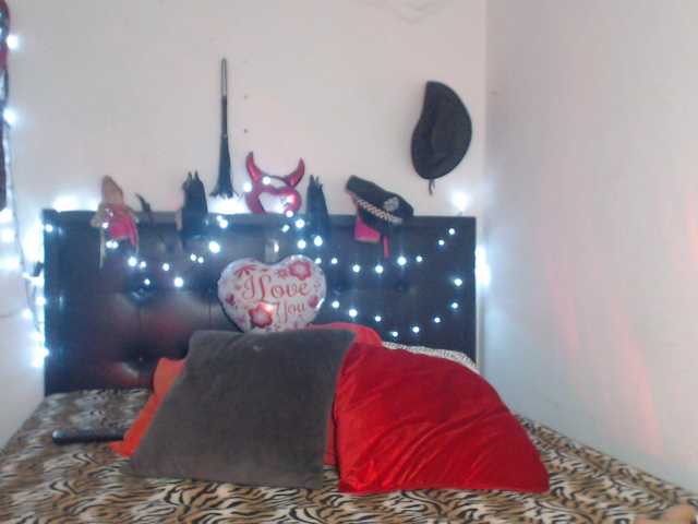 flacapaola11 live cam