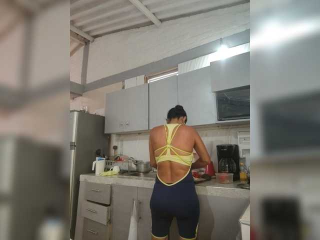 flacapaola11 live cam on BongaCams