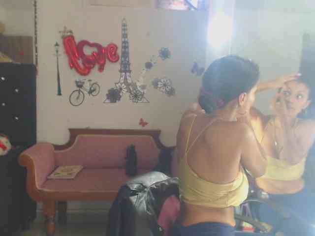 flacapaola11 webcam