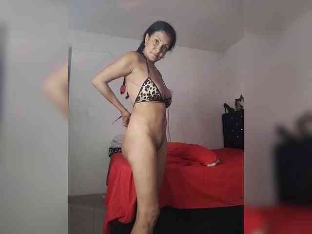 Modelo: flacapaola11