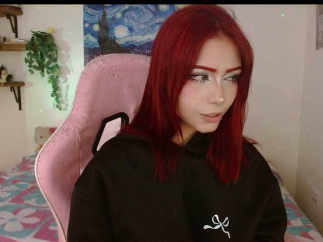 Aliice-Taylor Cam en direct sur BongaCams
