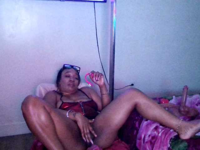 Tinasnoww69
