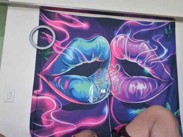 Tinasnoww69 webcam