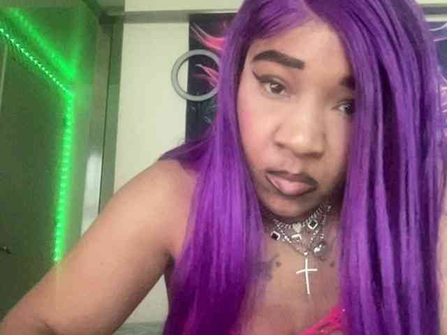 Tinasnoww69