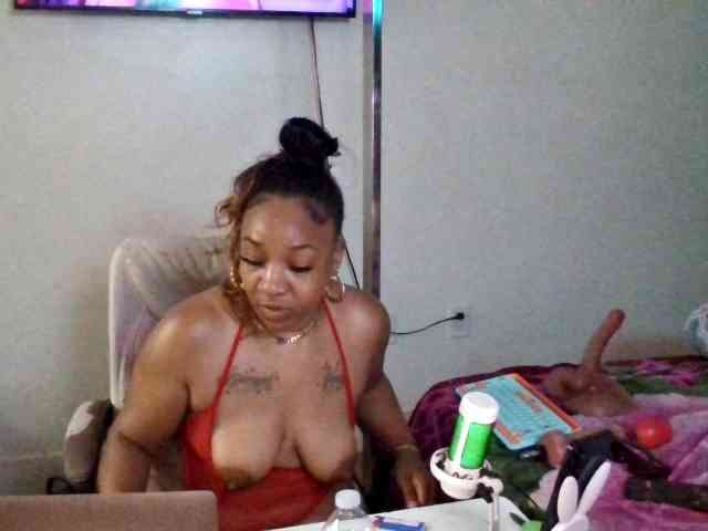 Tinasnoww69 webcam