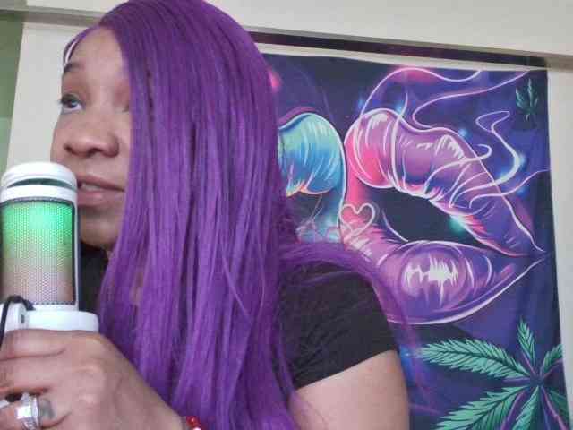 Tinasnoww69 webcam