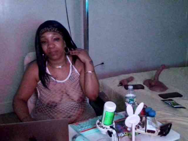 Tinasnoww69 webcam