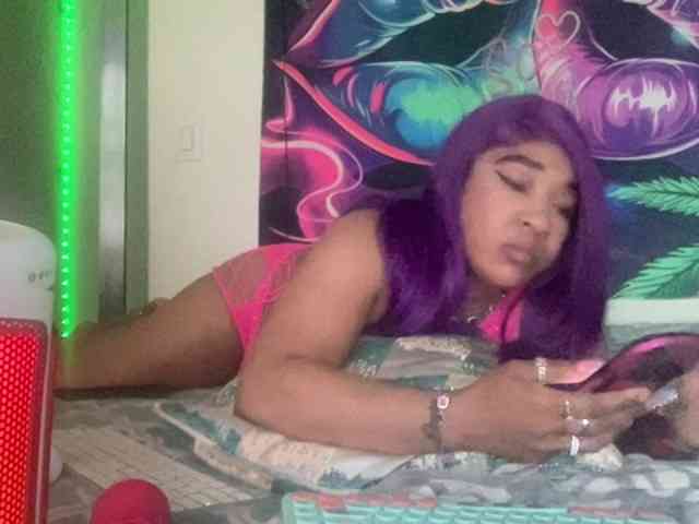 Tinasnoww69 webcam