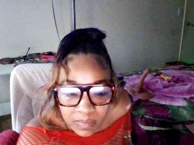 Tinasnoww69 webcam