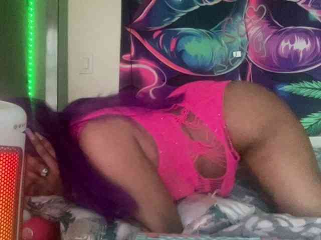 Tinasnoww69
