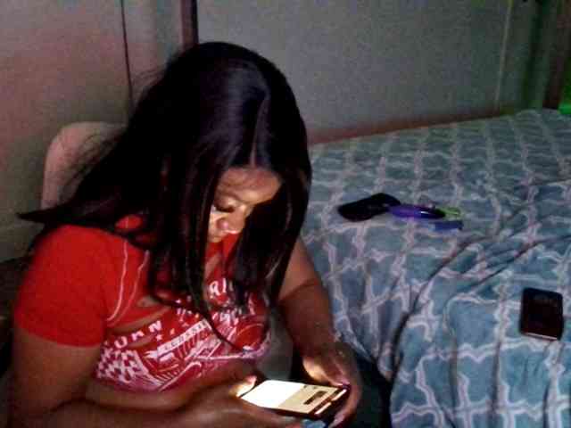 Tinasnoww69 webcam