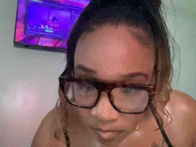 Tinasnoww69 webcam