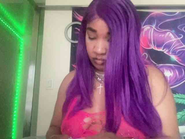 Tinasnoww69