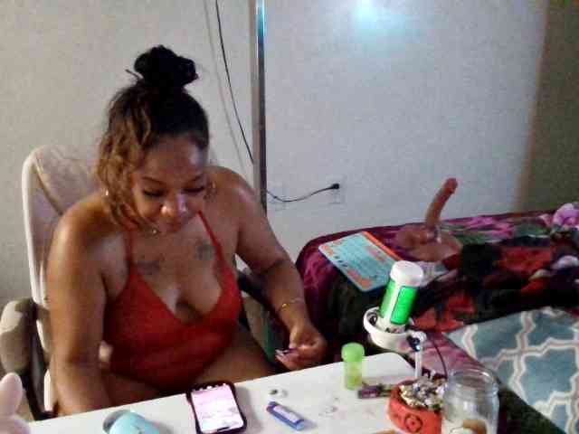 Tinasnoww69 webcam