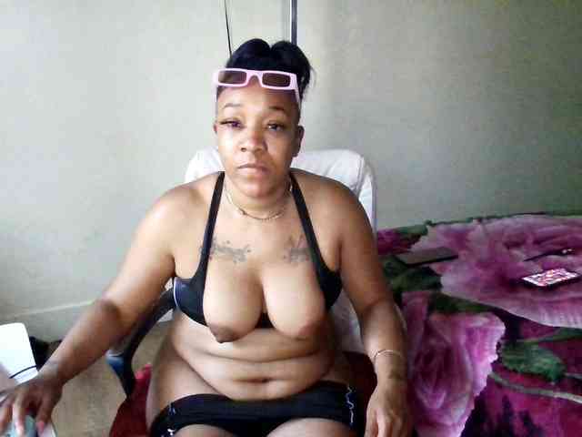 Tinasnoww69 webcam