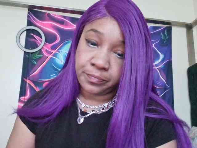 Tinasnoww69 webcam