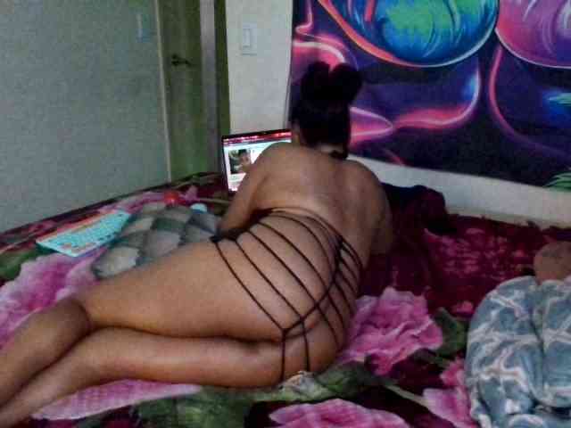 Tinasnoww69 webcam