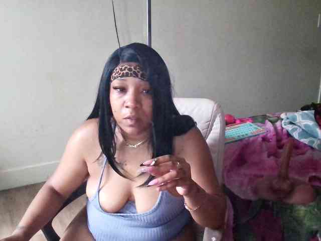 Tinasnoww69 webcam
