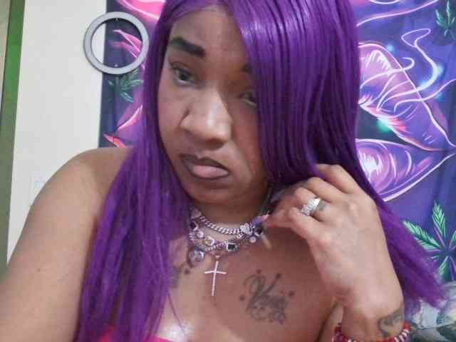 Tinasnoww69 webcam