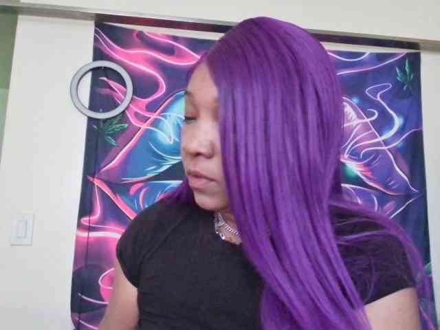 Tinasnoww69 webcam