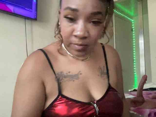 Tinasnoww69 webcam