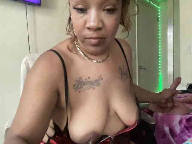 Tinasnoww69 webcam