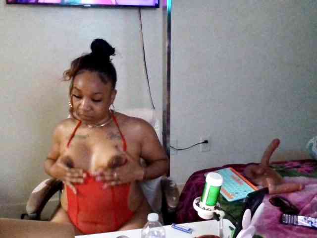 Tinasnoww69 webcam