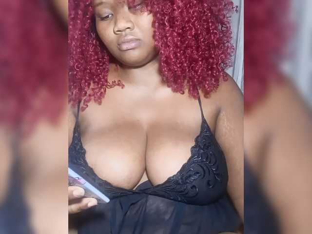 Hanaia1 live cam on BongaCams