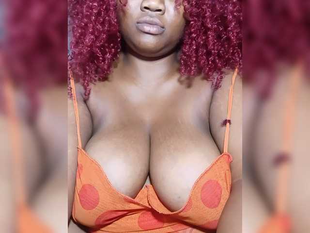 Hanaia1 live cam on BongaCams