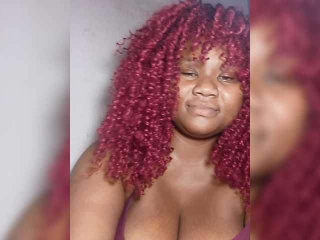 Hanaia1 live cam on BongaCams
