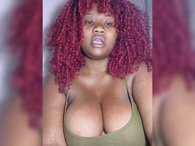 Hanaia1 live cam on BongaCams