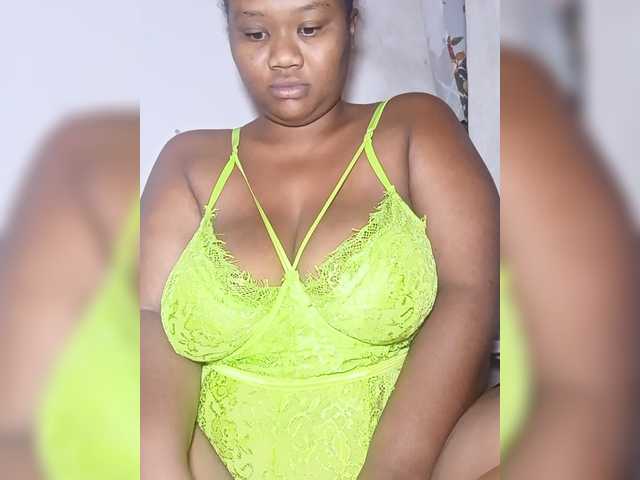 Hanaia1 live cam on BongaCams