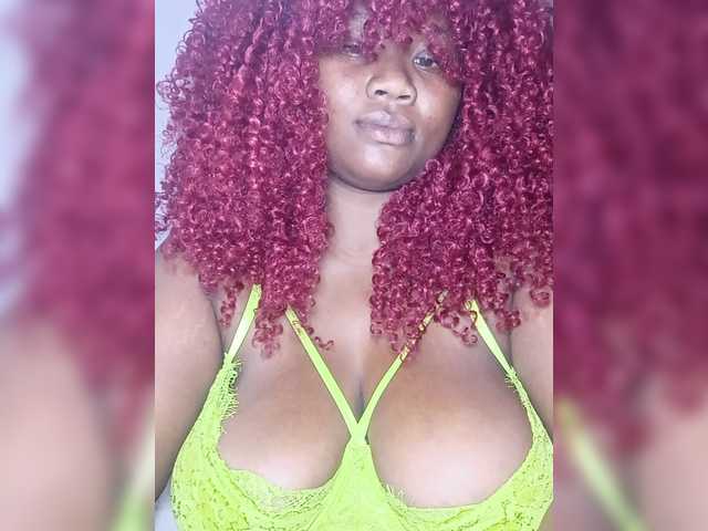 Hanaia1 live cam on BongaCams