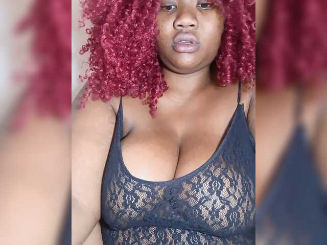 Hanaia1 live cam on BongaCams