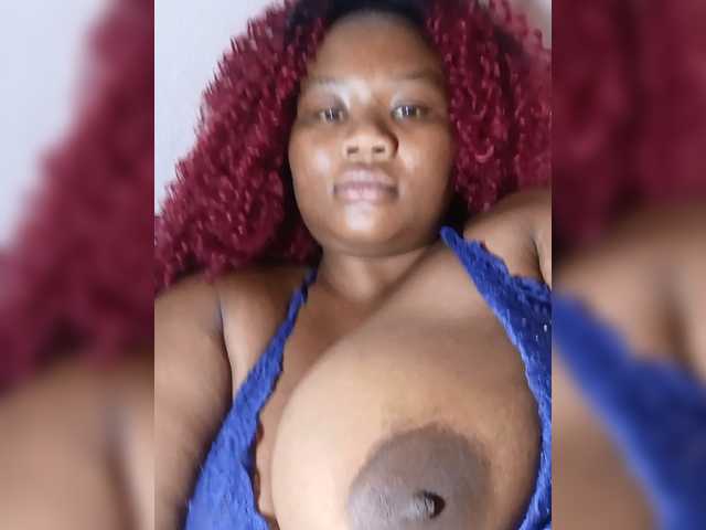 Hanaia1 live cam on BongaCams